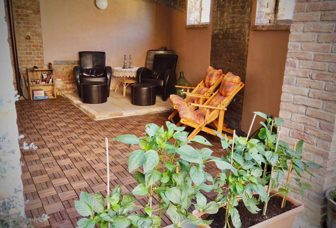 La Maggiorina Aparthotel Agliano Terme Buitenkant foto