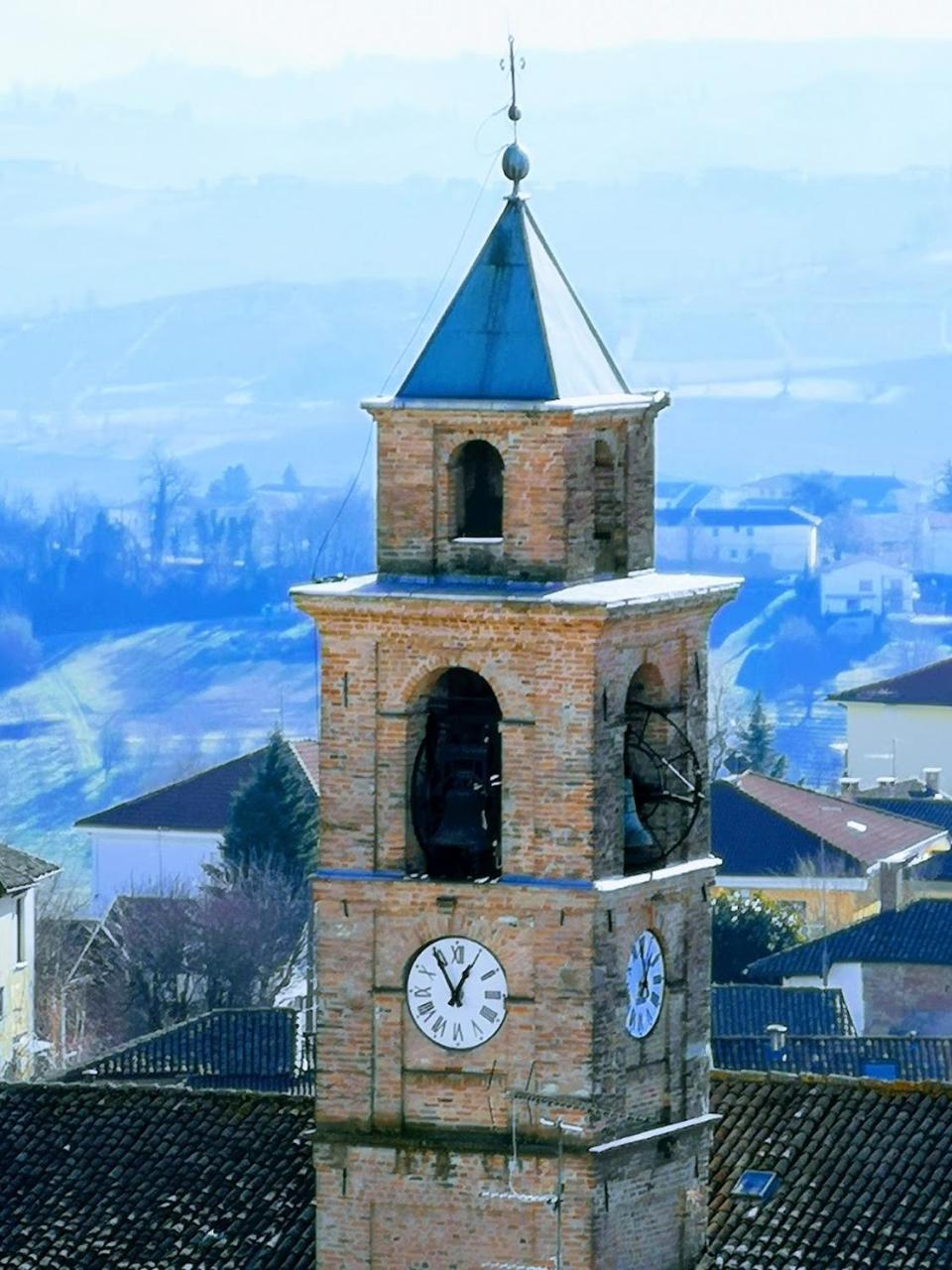 La Maggiorina Aparthotel Agliano Terme Buitenkant foto