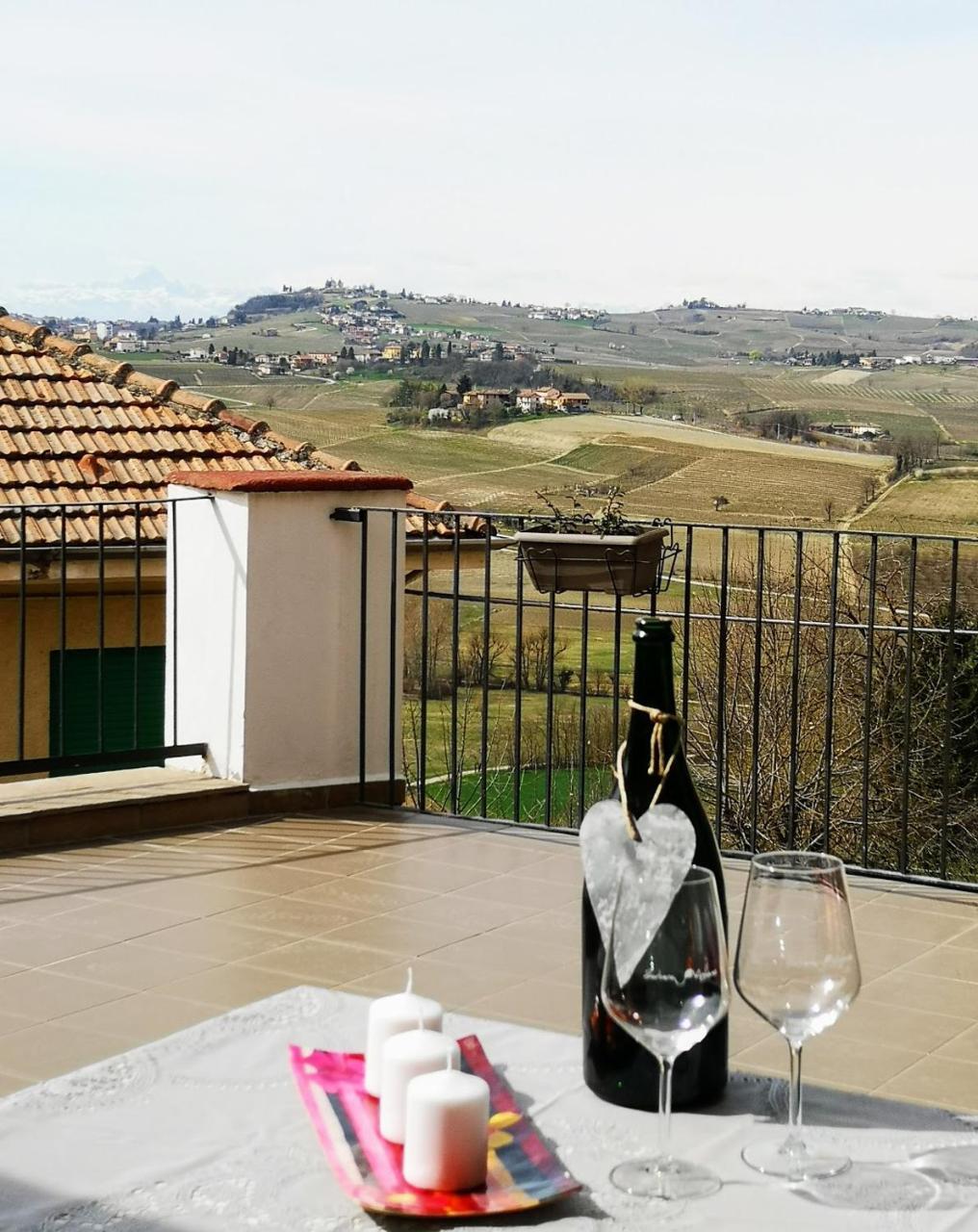 La Maggiorina Aparthotel Agliano Terme Buitenkant foto